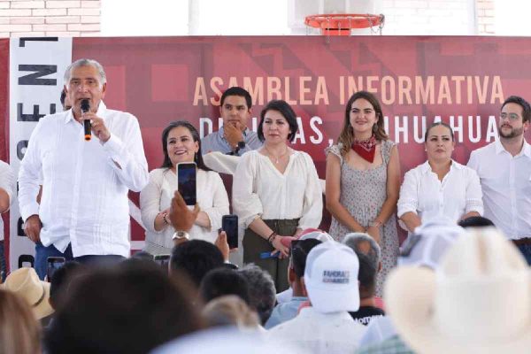 Adan Augusto Lopez Mitin diputada andrea chavez