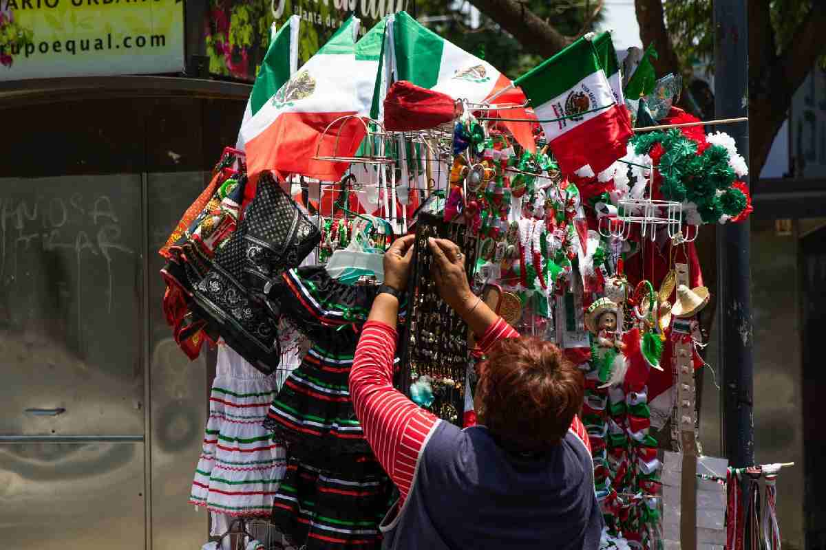 Horarios metro metrobús 15 y 16 septiembre
