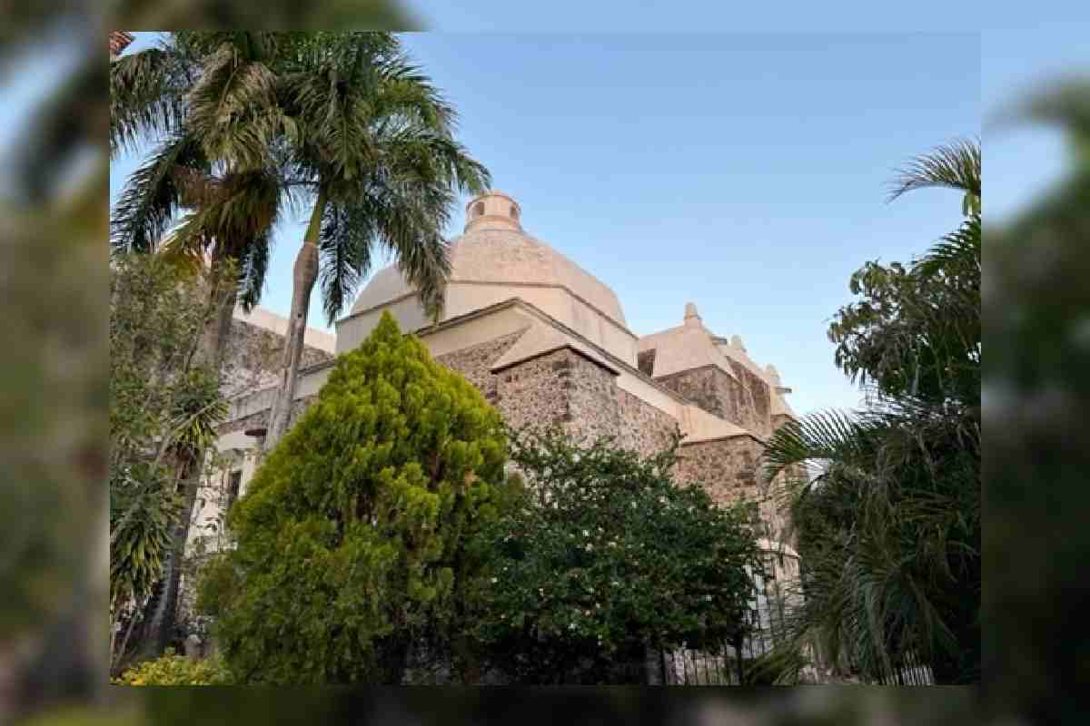 Exterior del Convento del siglo XVI en Yautepec, Morelos.