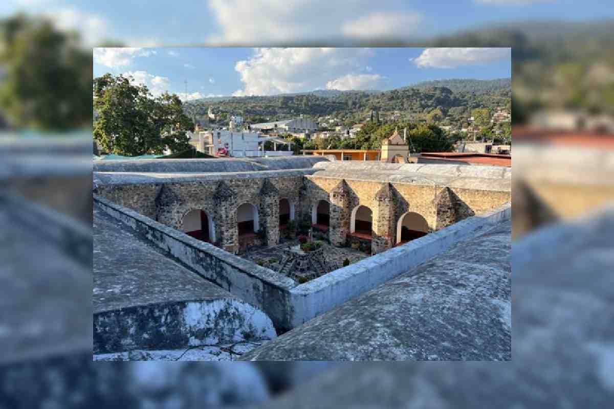Patio del Convento de la Purificación en Tlanepantla, Morelos.