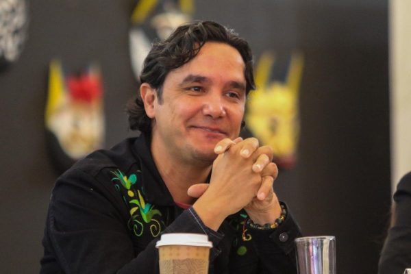 culturas-populares-director-violencia-de-genero-corrupcion