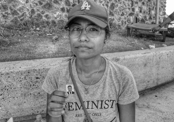 “Todos nos preguntamos por qué se quedaron anclados y no regresaron a tierra antes del huracán".