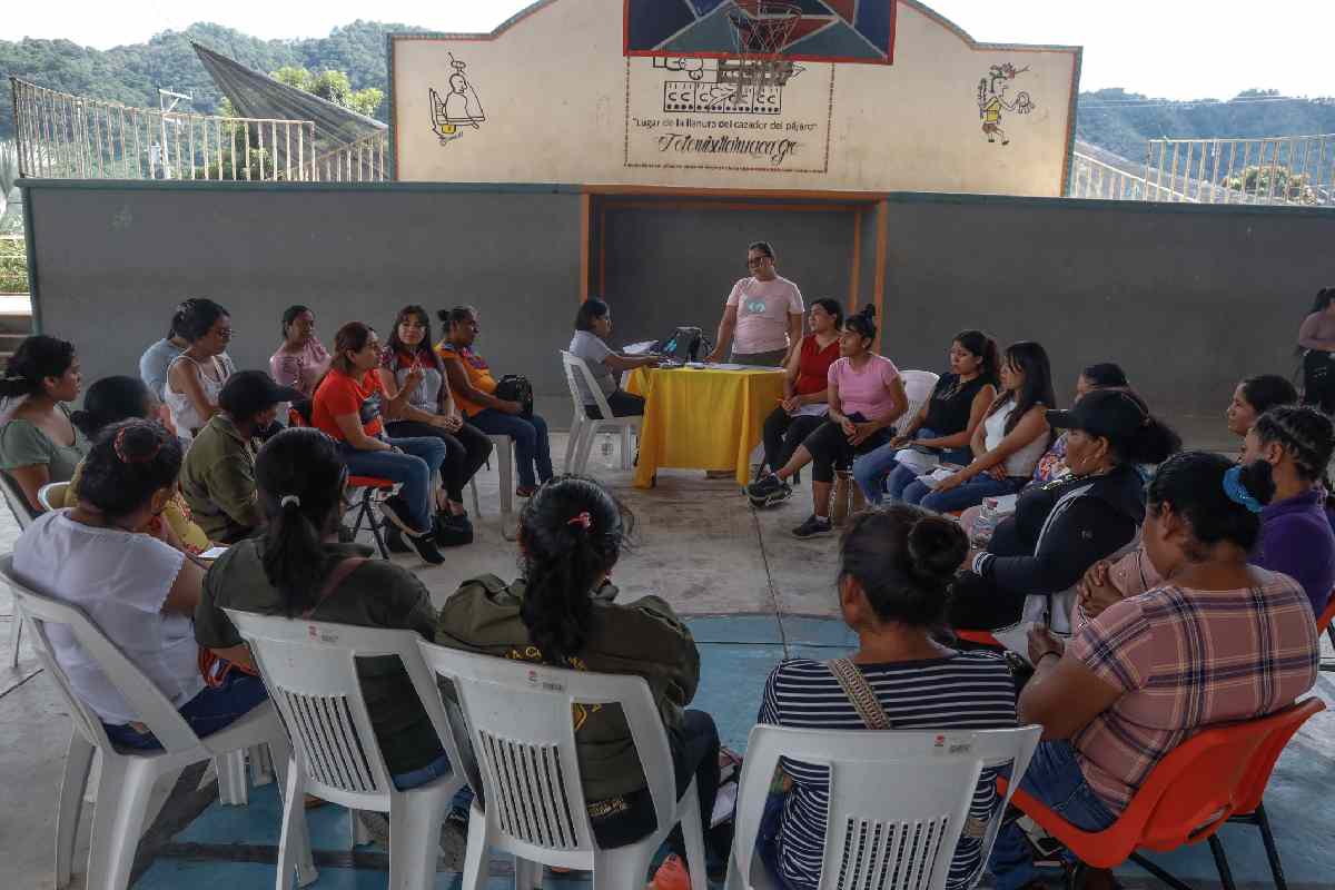 Mujeres indígenas de la Montaña de Guerrero reflexionan sobre la aplicación de la perspectiva de género en sus comunidades.