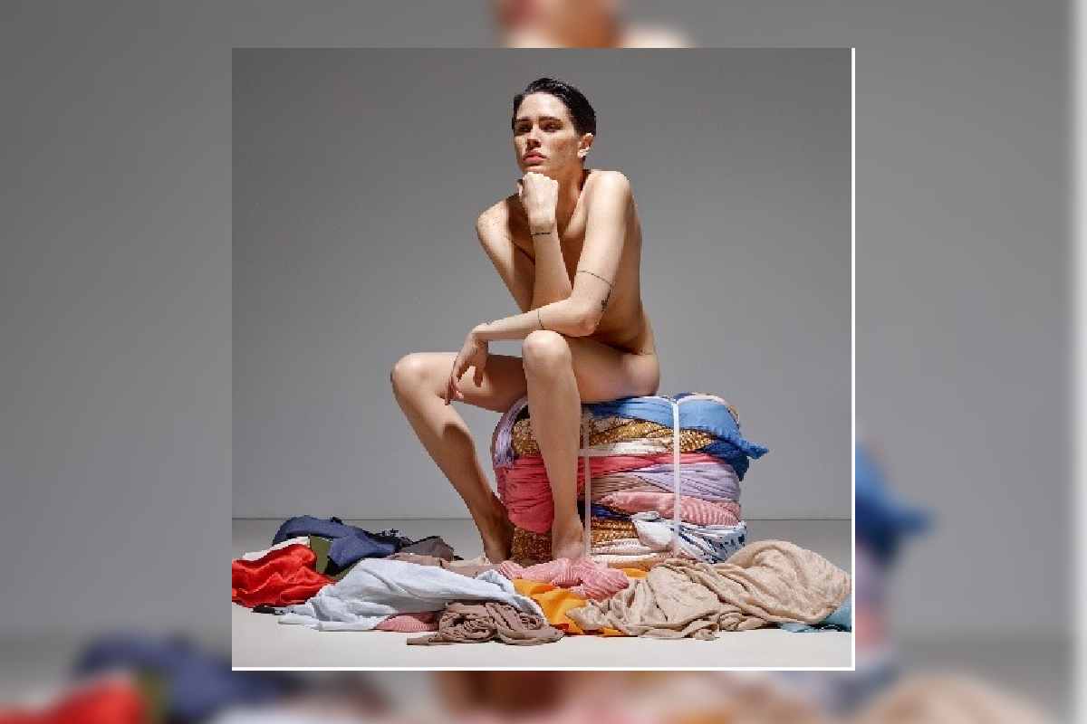 Foto de la campaña Piensa. Luego compra. Adolfo Domínguez, 2019