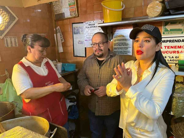 La visita a Tepito y el recorrido por la alcaldía Cuauhtémoc -su alcaldía- fue el punto culminante de una gira caótica de dos semanas.