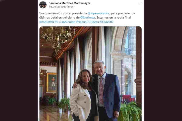 Sanjuana Martínez junto a López Obrador