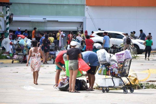 saqueos-acapulco-damnificados-guerrero-ayuda