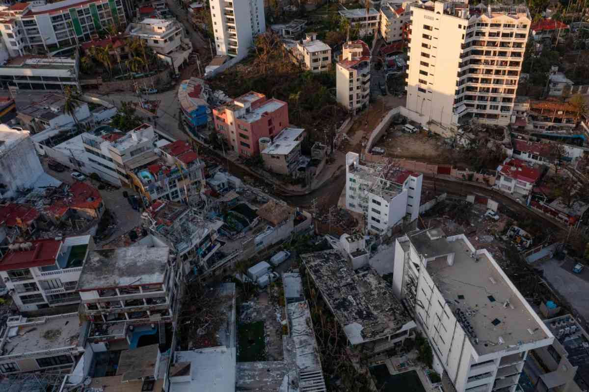 Acapulco tras el paso de Otis.