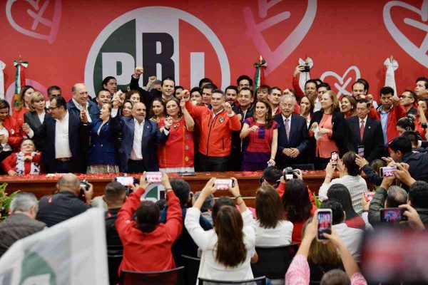 Xóchitl registro precandidata PRI