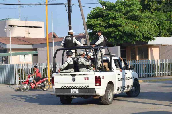 Guardia Nacional en operativo con el INM