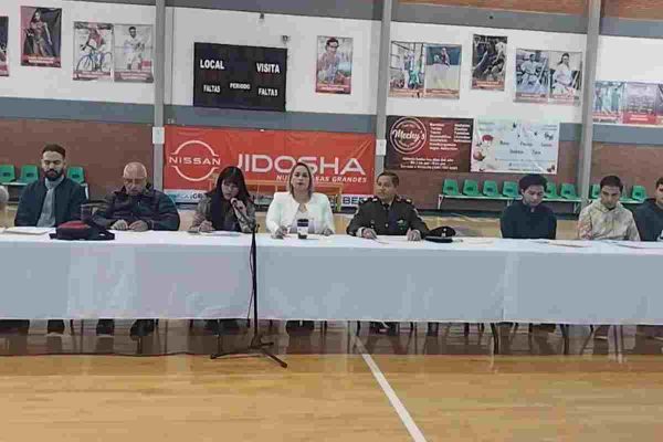 Previo a su detención, la alcaldesa estuvo presente en el sorteo del servicio militar en el municipio.