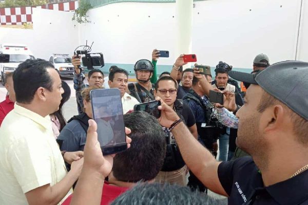 Gobierno de Guerrero anuncia operativo y apoyo a periodistas atacados en Chilpancingo