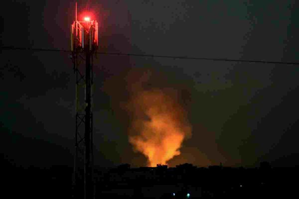 Israel bombardea la Franja de Gaza.