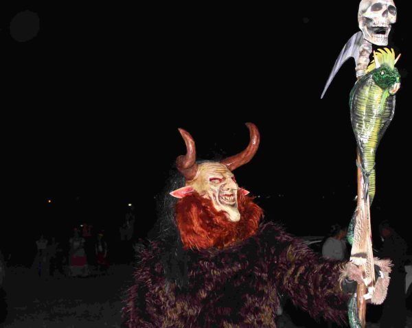 Derecho de los muertos ¿Cómo y quién regula y administra los panteones?