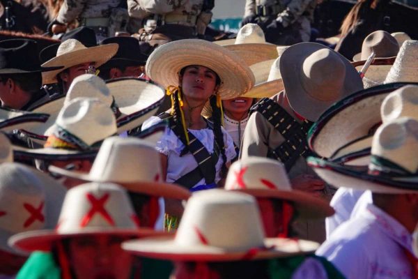 desfile revolucion