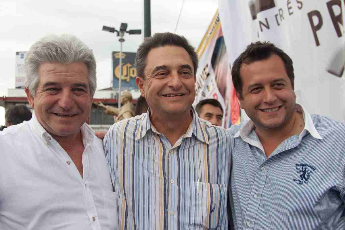 hermanos de AMLO
