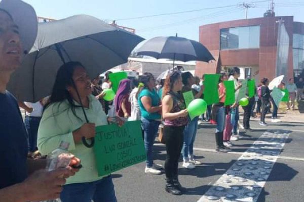 Madres de niños presuntas víctimas de violación y abuso sexual en kínder de Zapotlán, Hidalgo