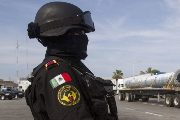 Agente de la Fuerza Civil de Nuevo León