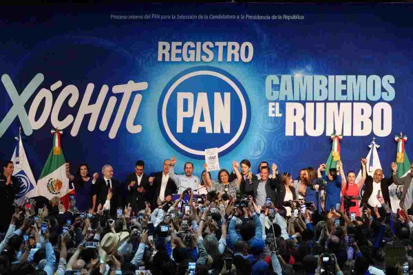 Registro de Xóchitl Gálvez como aspirante presidencial del PAN.