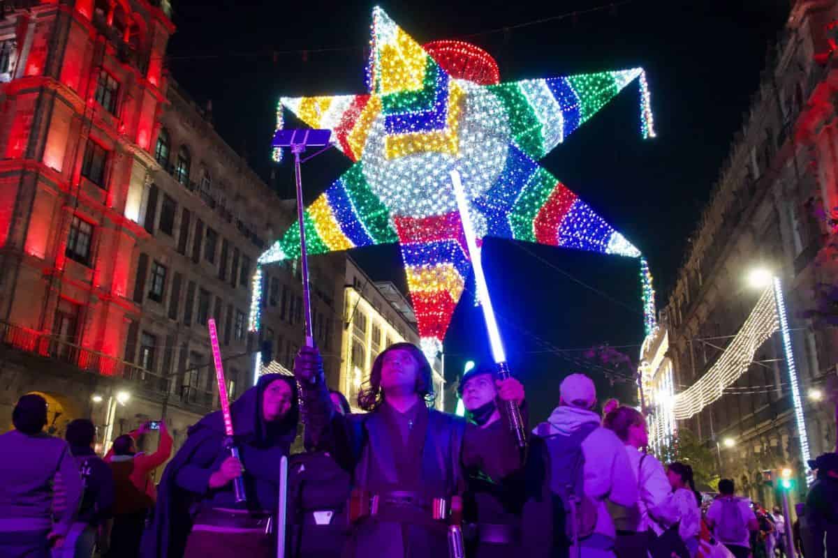 alumbrado navideño zocalo