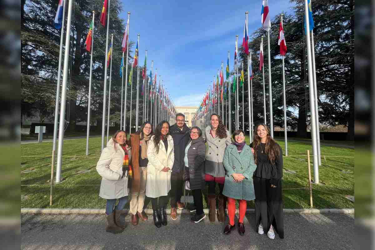 Personas representantes de las organizaciones que integran la colectiva EPUmx, en las instalaciones del Consejo de Derechos Humanos, en Ginebra, Suiza. 