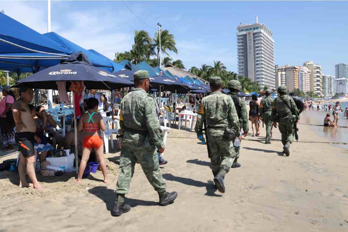 asesinados playa acapulco