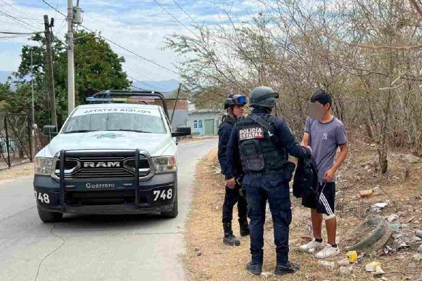 Operativos de seguridad de la policía estatal en Iguala, Guerrero.