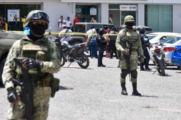 Operativo de seguridad de fuerzas federales ante hechos de violencia en Guerrero.