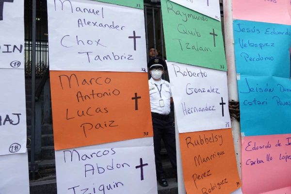 Nombres de migrantes muertos en incendio de estación del INM en Ciudad Juárez.