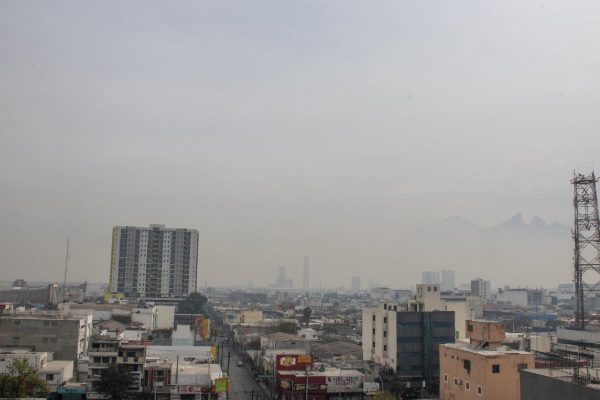 Contaminación por la refinería de Pemex en Cadereyta.
