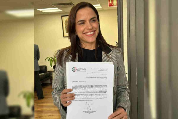 Vivianne Clariond refineria cadereyta