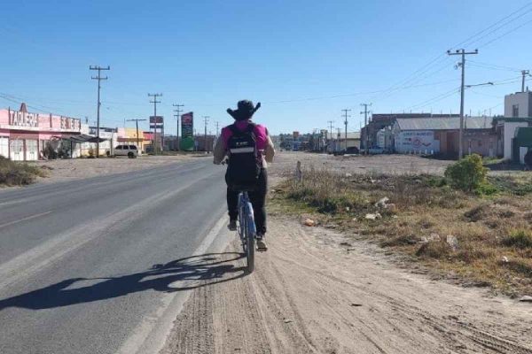 Capacitador del INE recorriendo el país.