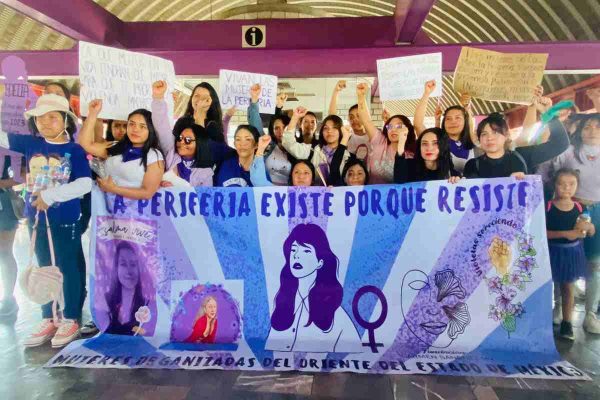 protesta 8M metro Guelatao