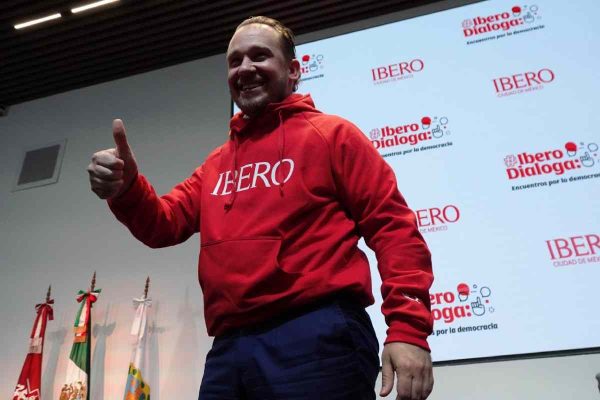 Santiago Taboada durante su participación en un foro de la Ibero