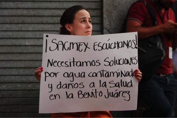 AMLO sabotaje agua contaminada