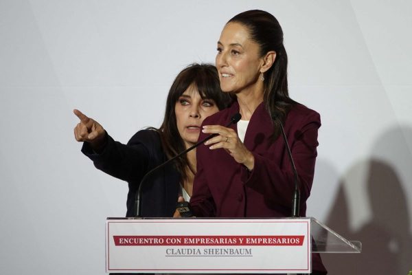 Sheinbaum brinda tranquilidad a cúpulas con un encuentro particular (1)