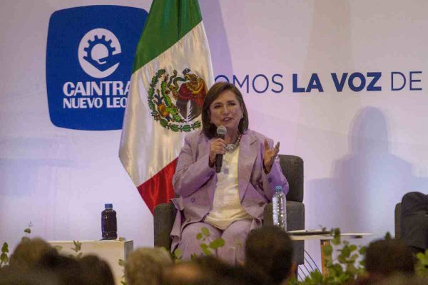 XochitlGalvez-NuevoLeon-Caintra