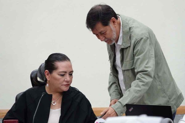 Durante la sesión del INE se discutieron asuntos relacionados con el primer debate presidencial
