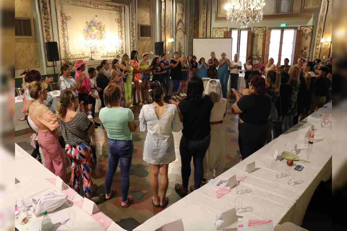 Diversas actividades facilitaron el intercambio de ideas en el encuentro de la comunidad trans en Paraguay. 