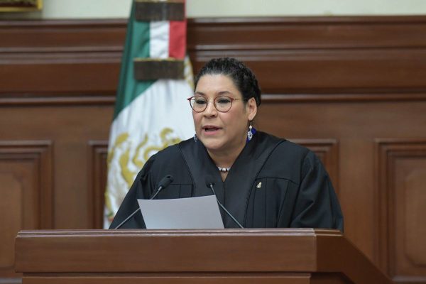lenia batres