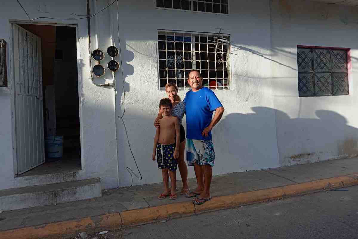 noe capitan dinka acapulco barco huracan otis