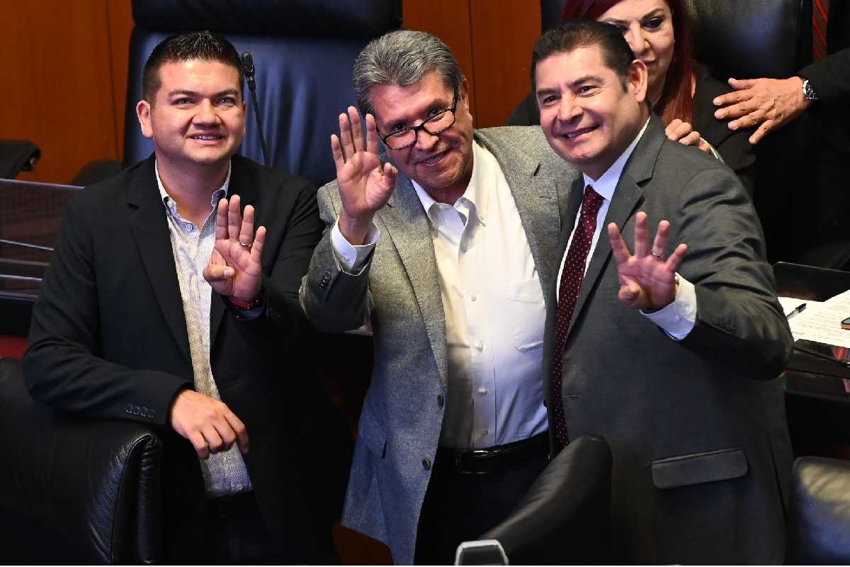 Alejandro Armenta con Ricardo Monreal