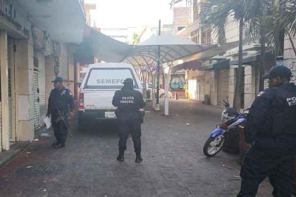 policías atienden ataque armado en bar de chilpancingo que dejó tres muertos