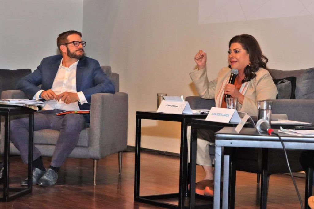 Clara Brugada, candidata a la jefatura de Gobierno de la Ciudad de México por la coalición Morena-PT-PVEM, durante su participación en Foro Procuración de Justicia para Todos en la CDMX realizado en el Museo Memoria y Tolerancia.