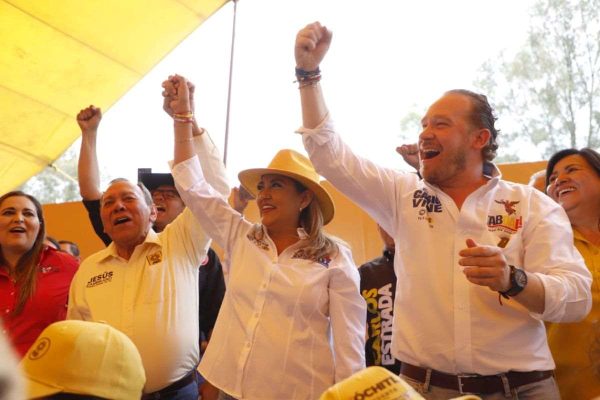 En su 35 aniversario, el PRD promete “muchos votos” para que la oposición gane las elecciones