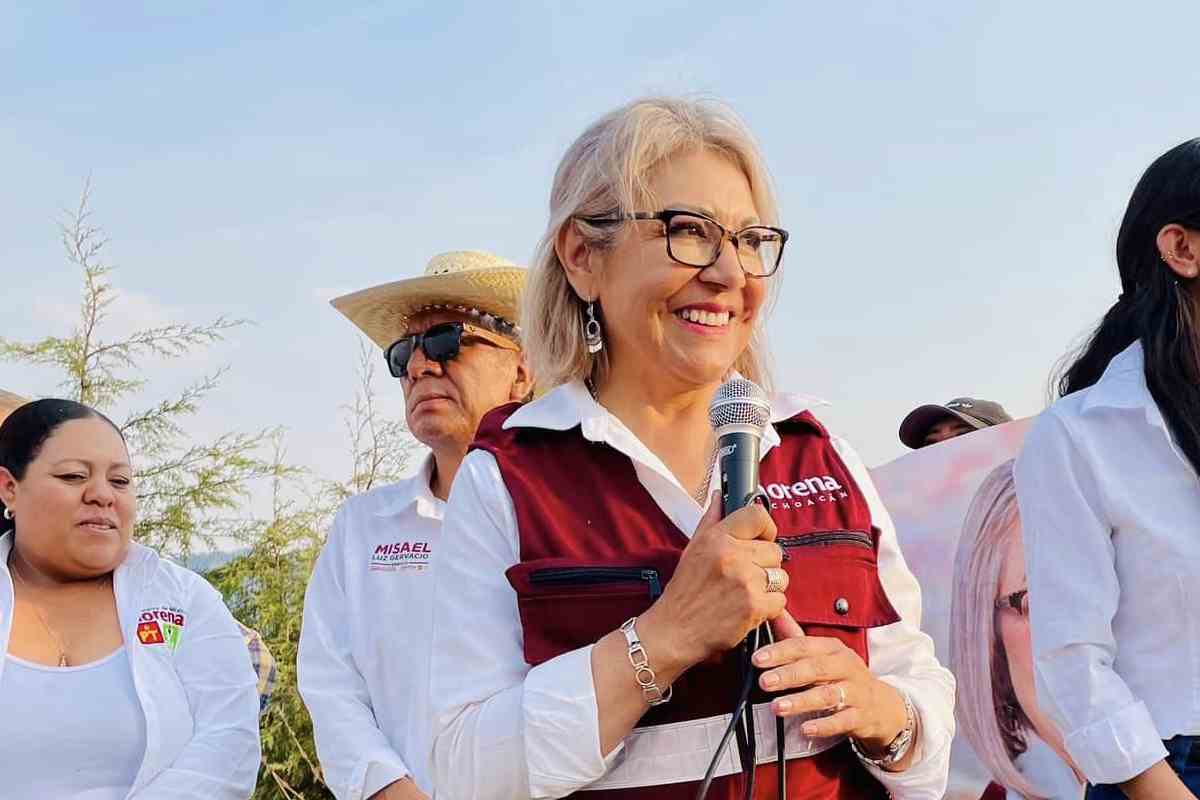 Candidata de la coalición Sigamos Haciendo Historia en Senguio, Michoacán. Foto: Facebook