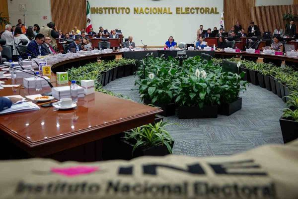 ine mañanera abril