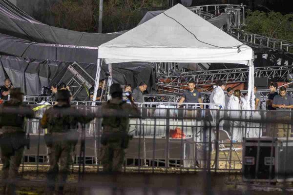 víctimas desplome escenario Máynez Nuevo León