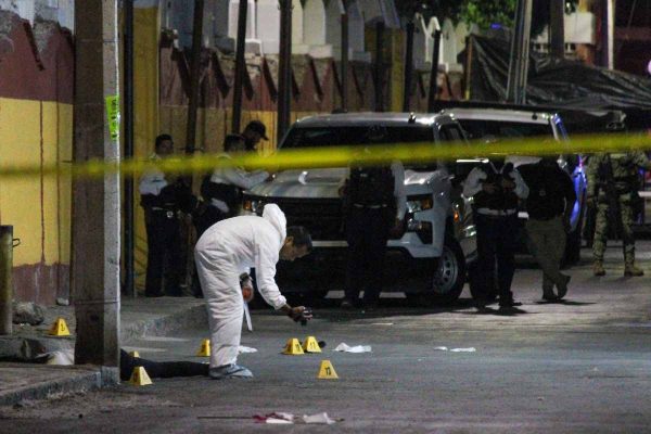 escena del asesinato de gisela gaytán, candidata a la alcaldía de celaya, guanajuato