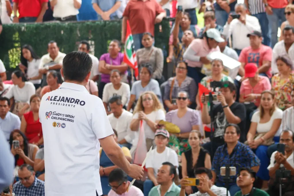 Protestas en sedes distritales en Guerrero tras inicio en el cómputo de votos